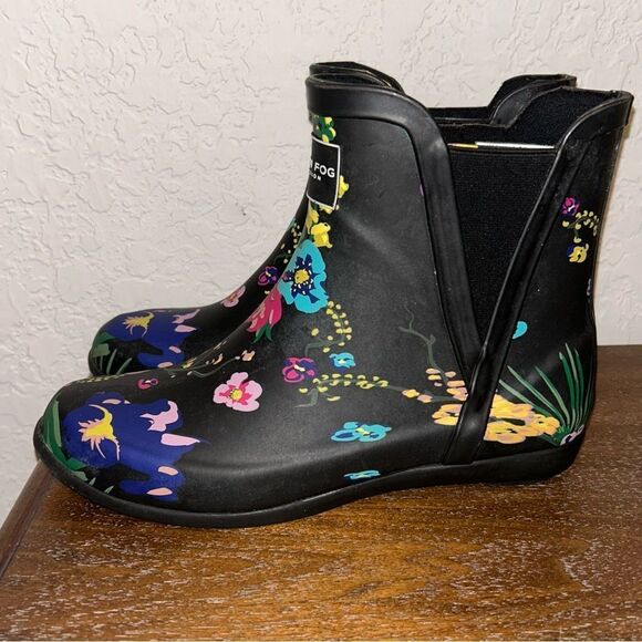 LONDON FOG Collection Picadilly Floral Print Outdoor Rubber Rain Boot Shoes - Picture 5 of 9